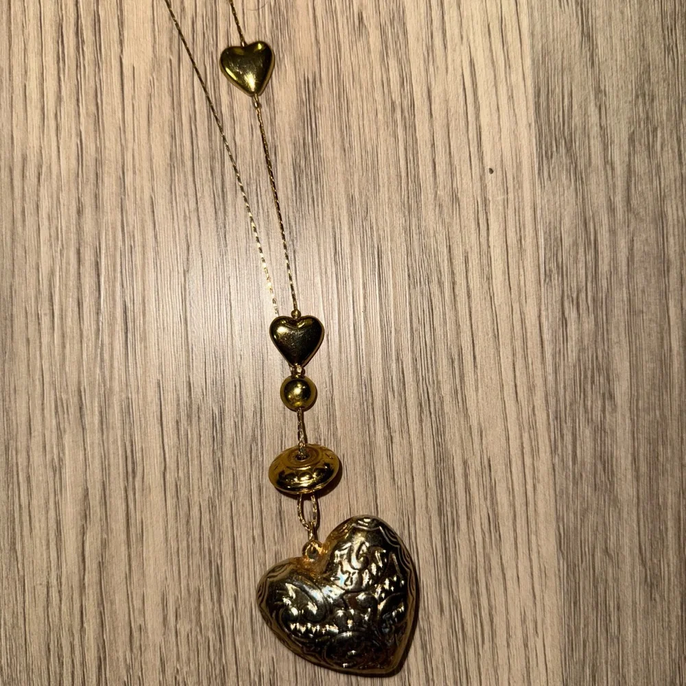 ⭐️Gold Heart Necklace⭐️‎